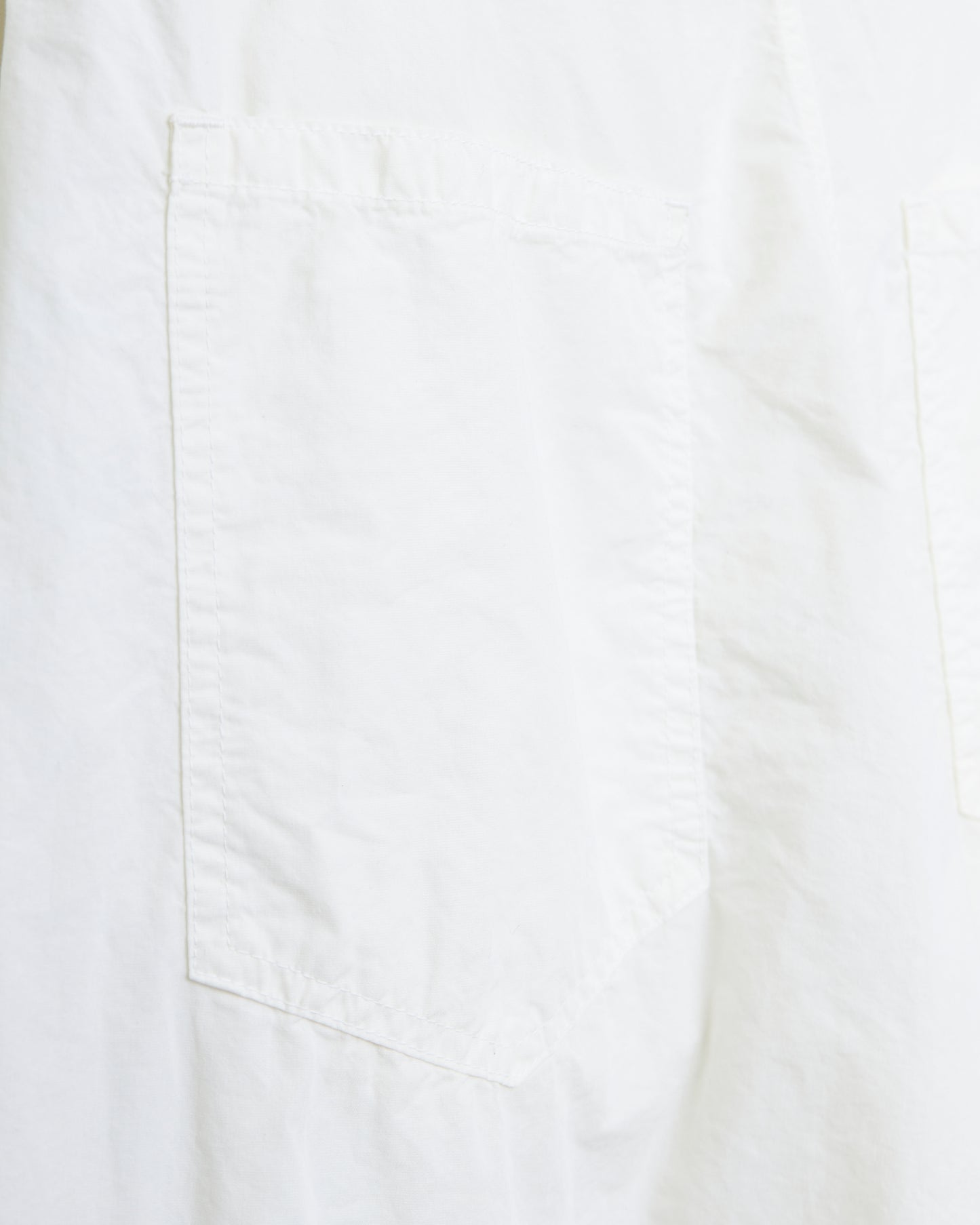 Single Pleat Trouser in Organic Compact Paper Cotton - Chalk