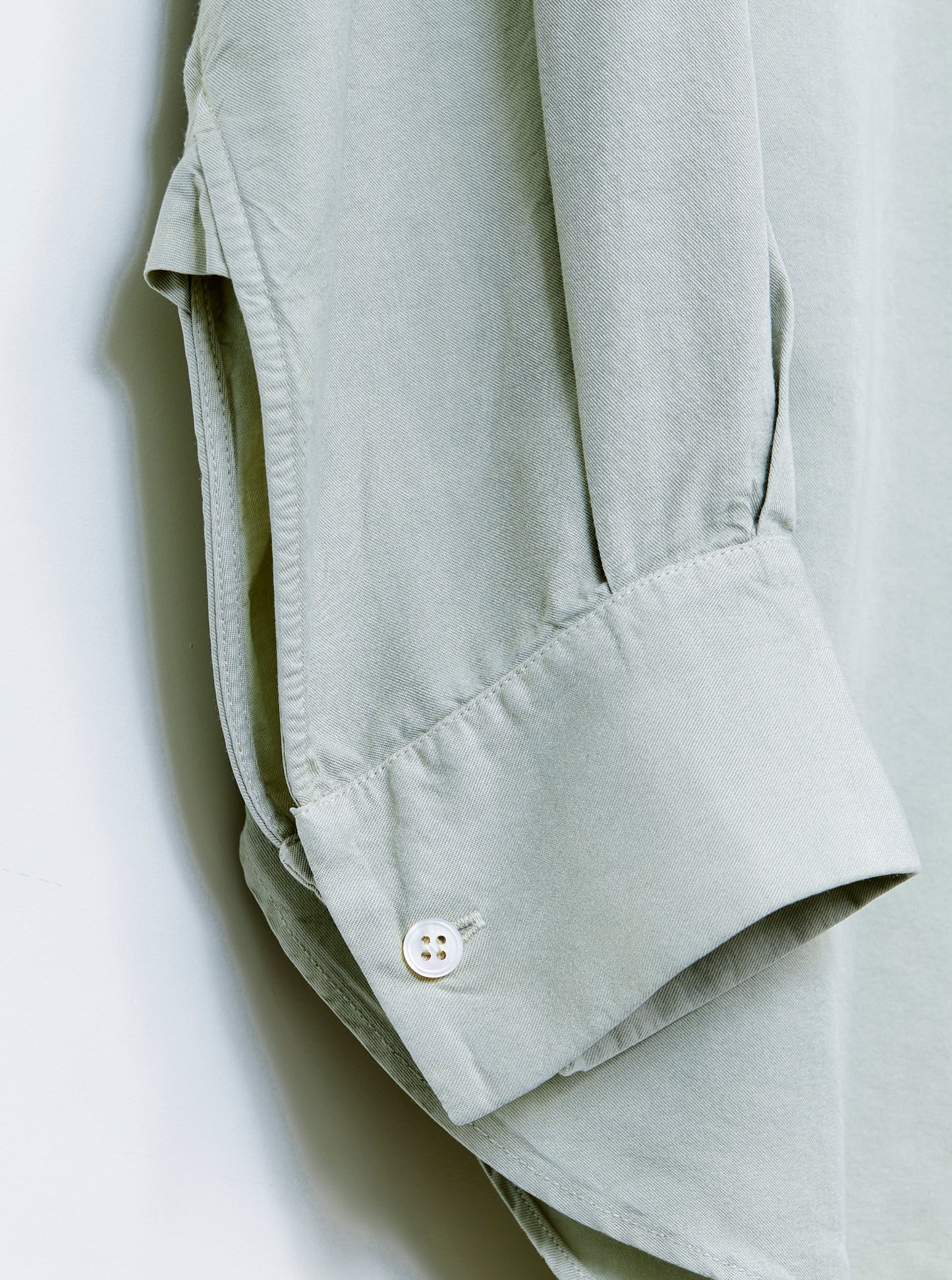 Hand-Tie Shirt in Washed Linden Green Tencel