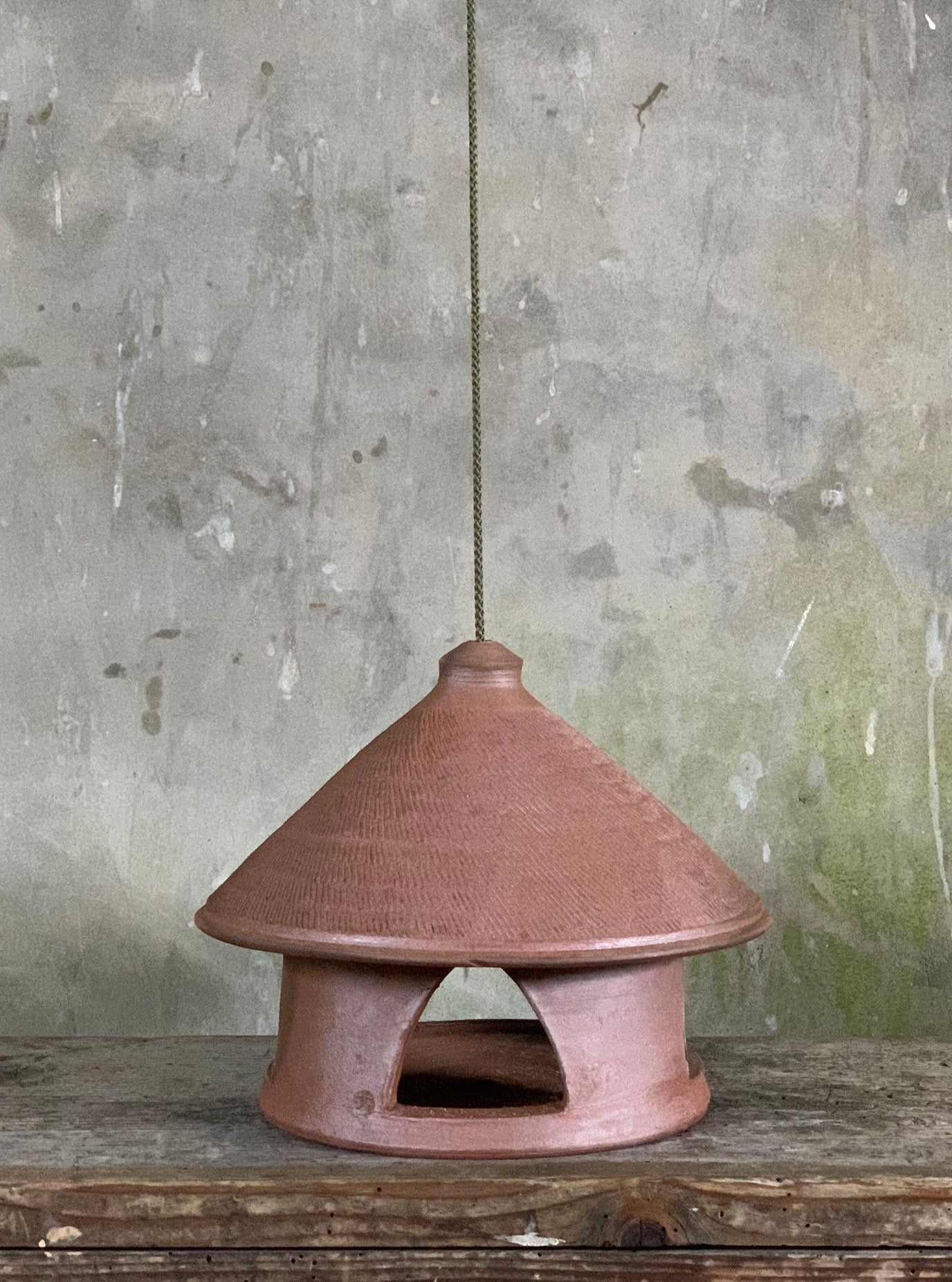 Hut Feeder 3