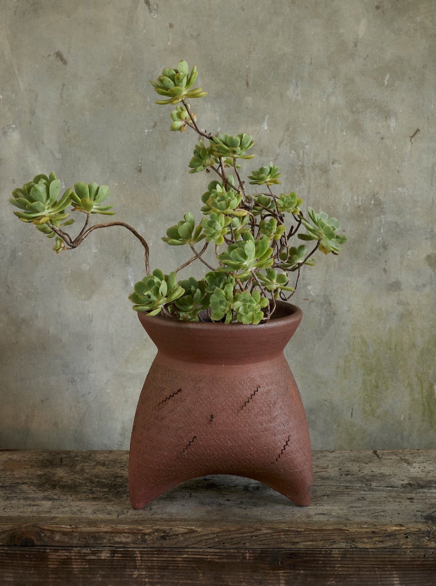 Tripod Pot 1