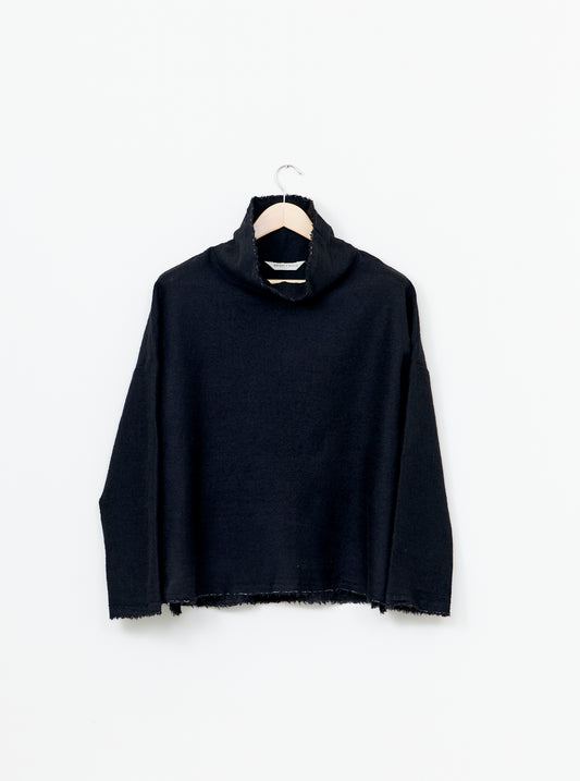 Lotura Funnel Neck - Ebony Wool