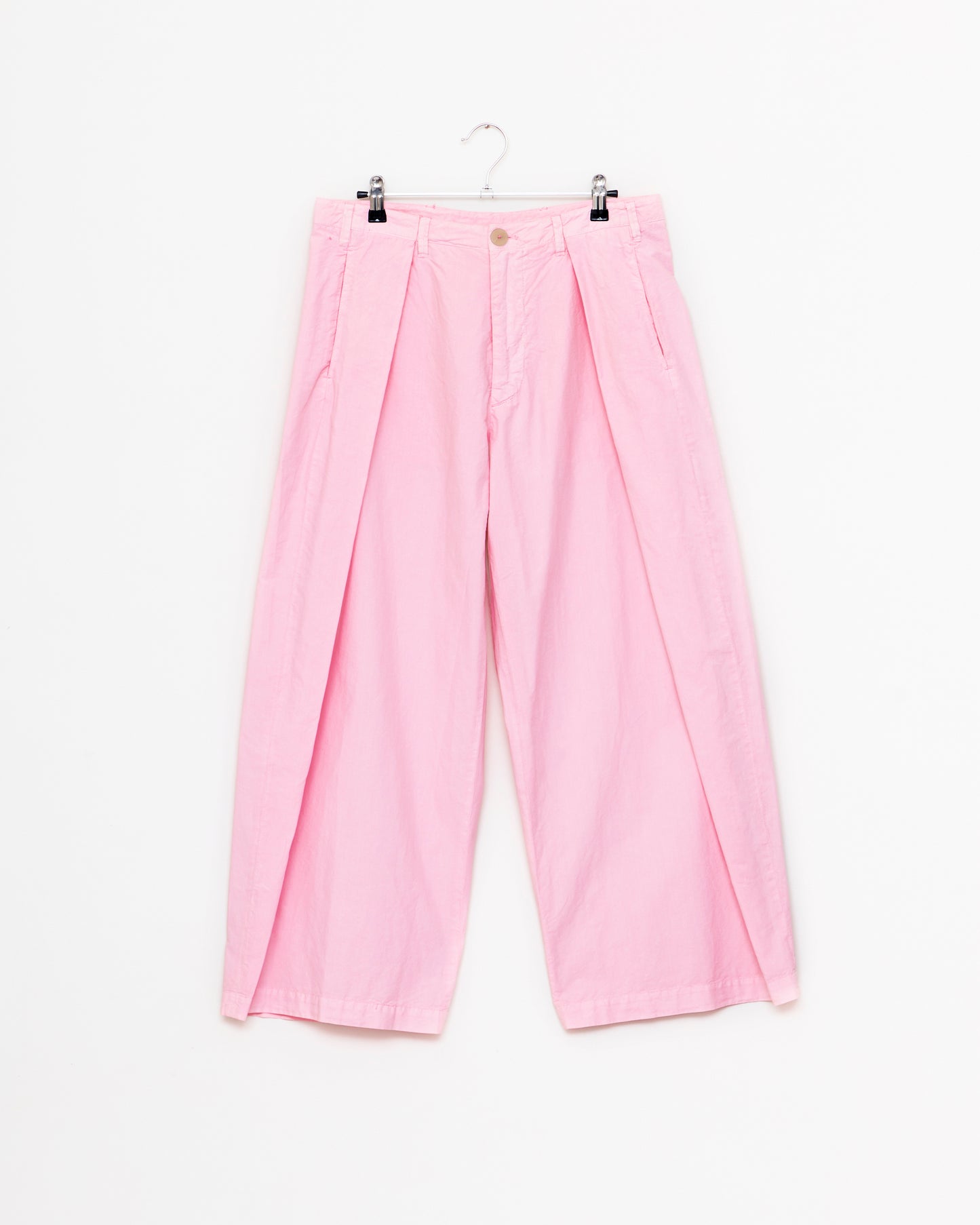 Single Pleat Trouser in Organic Compact Paper Cotton - Rose